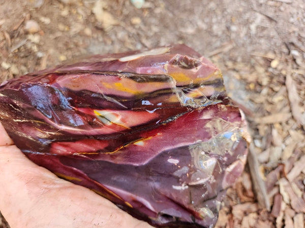 Mookaite rough.  MKR 271
