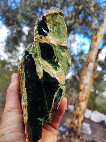 Rough Chrome Chalcedony CCR167