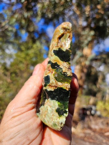 Rough Chrome Chalcedony CCR169