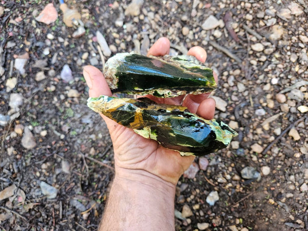 Rough Chrome Chalcedony CCR170