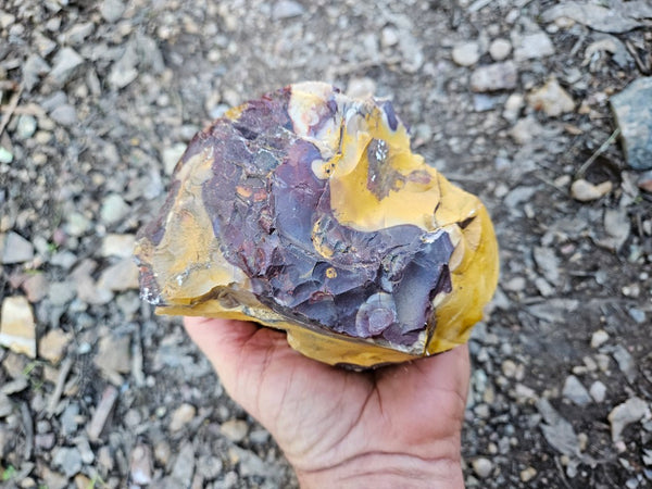 Mookaite rough.  MKR 274