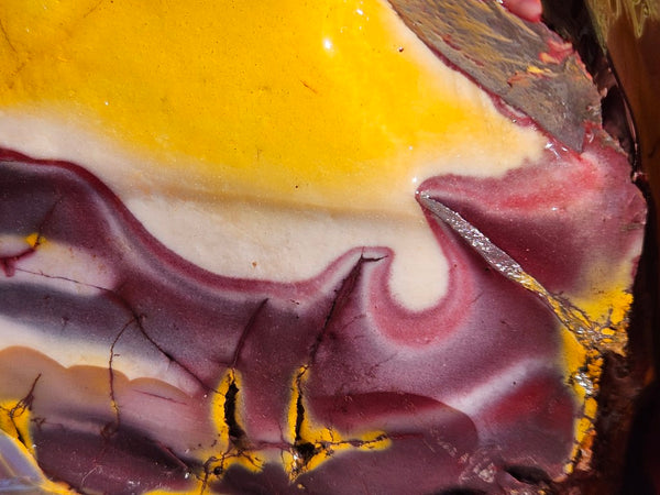 Mookaite rough.  MKR 274