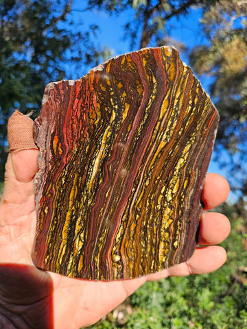 Polished Tiger Iron slab TI373