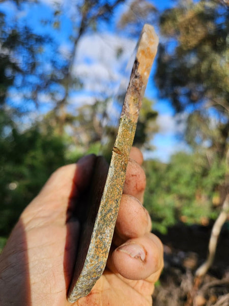 Epidote, Quartz & Axinite slab EPI86