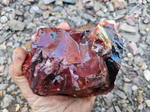 Mookaite rough.  MKR 283