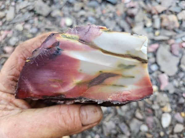 Mookaite rough.  MKR 285