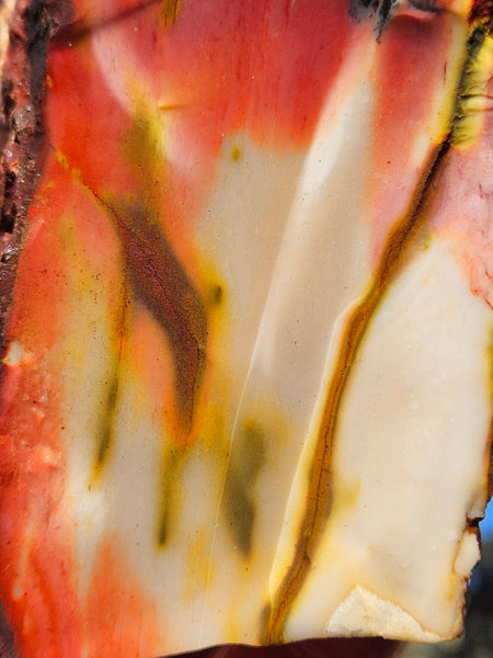 Mookaite rough.  MKR 285