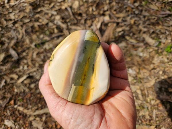 Tumble Polished Mookaite MKT186