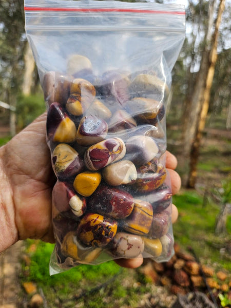 1 kg. Tumble Polished Mookaite MKT187
