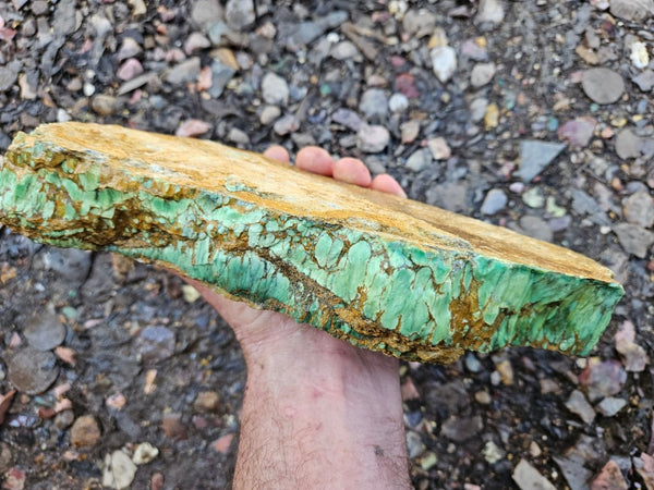 Premium Variscite rough. VRX102