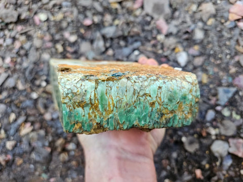 Premium Variscite rough. VRX103