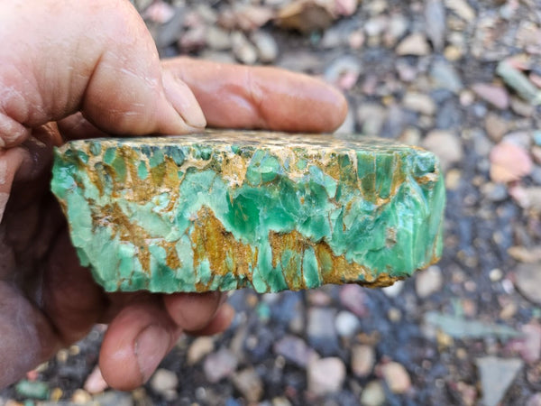Premium Variscite rough. VRX107