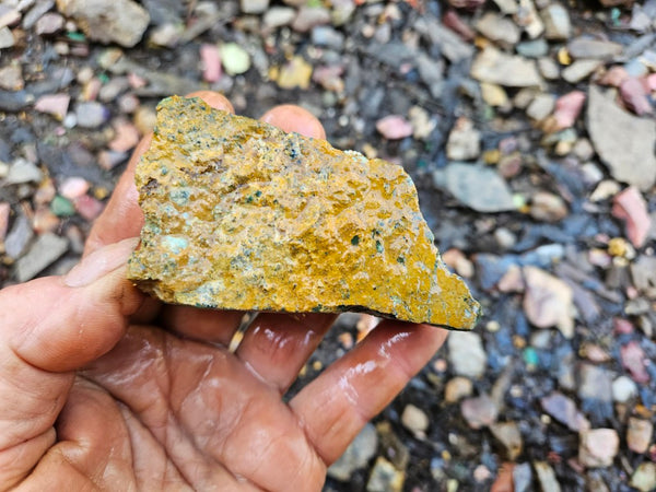Premium Variscite rough. VRX108