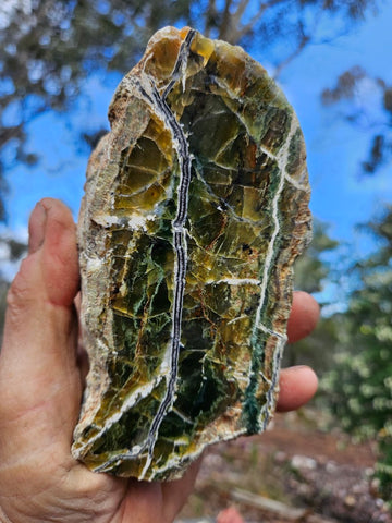 Polished Green Opal rock GRN111