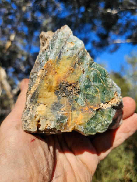 Polished Green Opal rock GRN114
