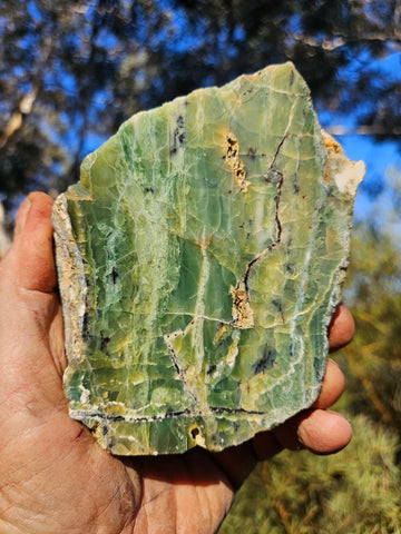 Polished Green Opal rock GRN115