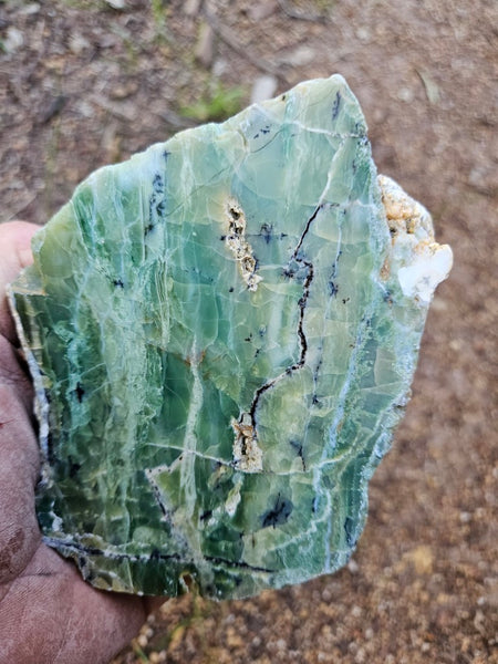 Polished Green Opal rock GRN115