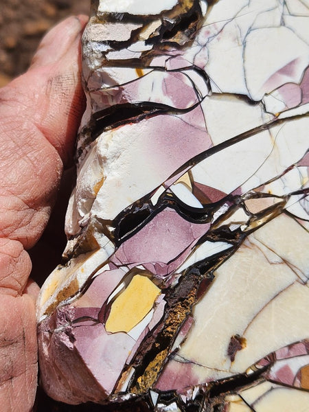 Polished Brecciated Mookaite rock BM339