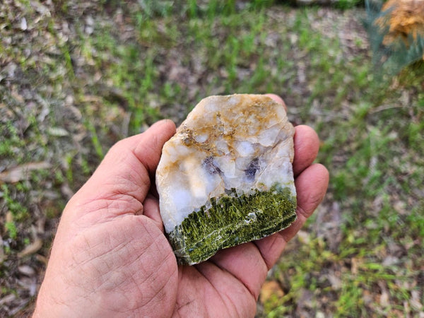Epidote, Quartz & Axinite EPI90