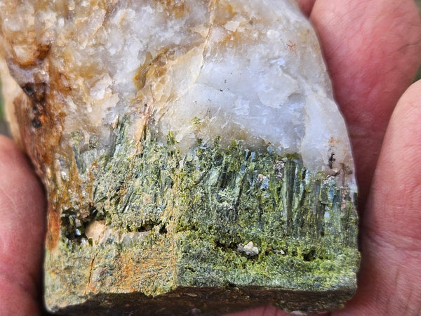 Epidote, Quartz & Axinite EPI90