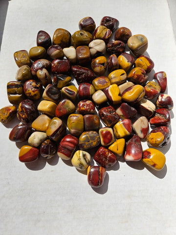 1 kg. Tumble Polished Mookaite MKT191