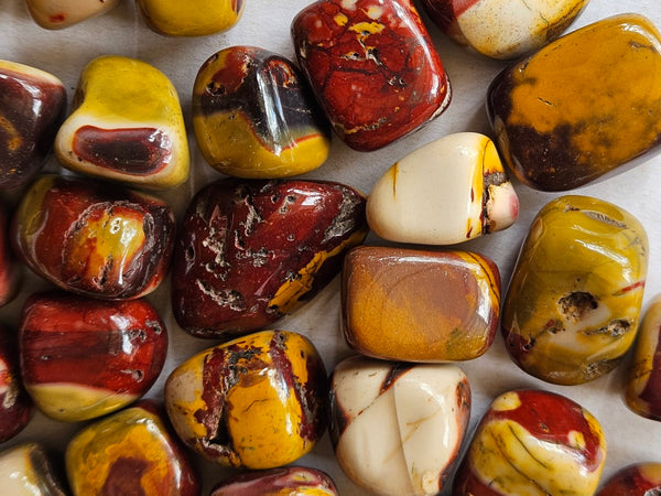 1 kg. Tumble Polished Mookaite MKT191