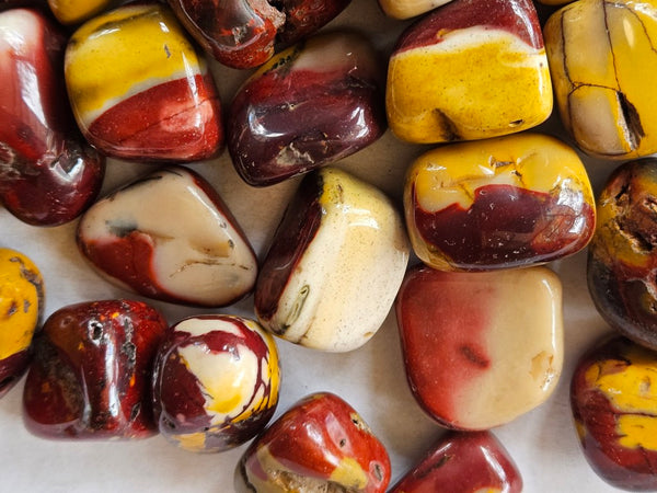 1 kg. Tumble Polished Mookaite MKT191