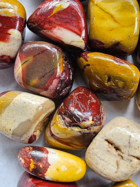 2 kg. Tumble Polished Mookaite MKT189