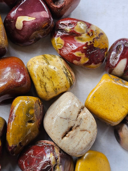 2 kg. Tumble Polished Mookaite MKT189