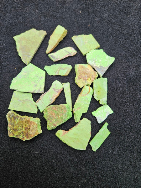 Gaspeite rough.  GSP 119