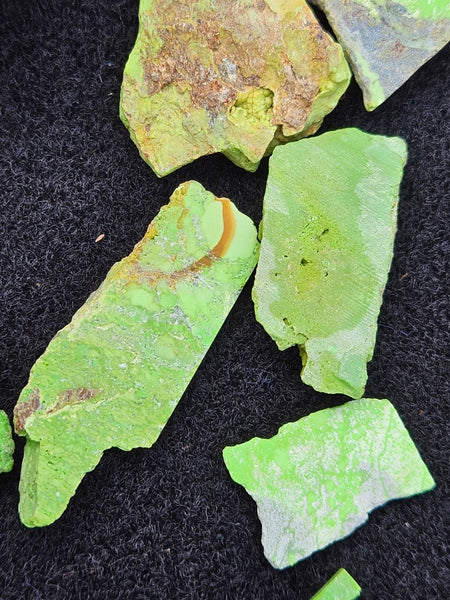 Gaspeite rough.  GSP 119