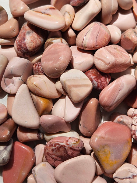 1 kg. Tumble Polished Pink Opal POT142