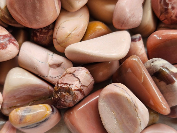 1 kg. Tumble Polished Pink Opal POT142