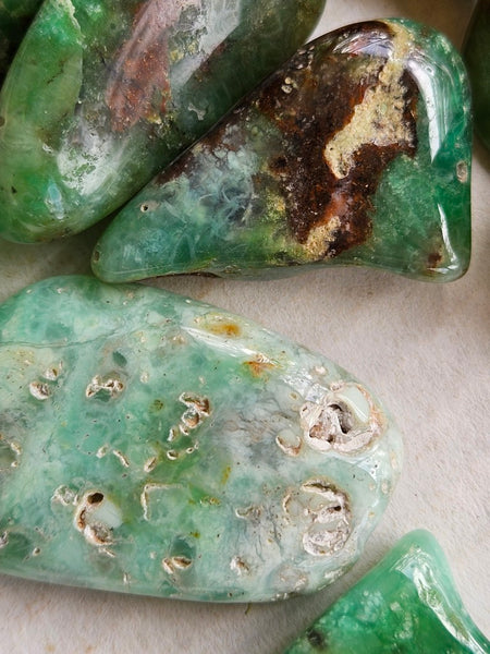 Tumble Polished Chrysoprase CHT167