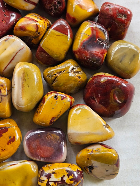 1 kg.Tumble Polished Mookaite MKT195