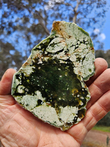 Polished Chrome Chalcedony slab CC168