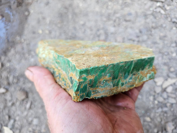 Variscite rough. VR609