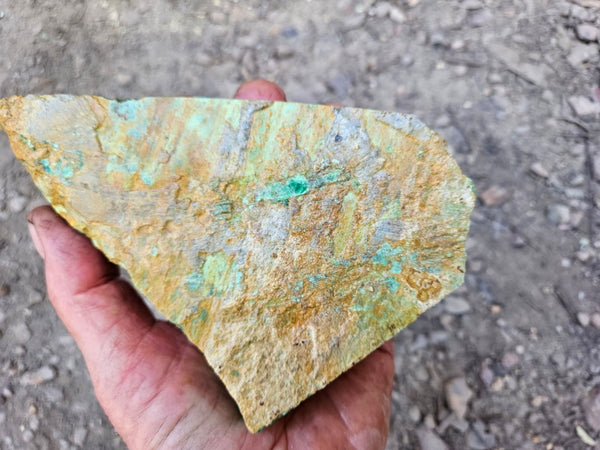 Variscite rough. VR609