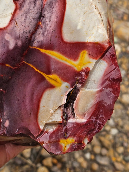 Mookaite rough.  MKR 290