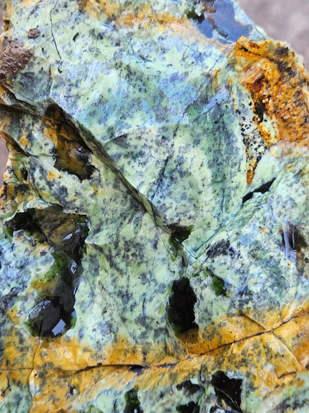 Rough Chrome Chalcedony CCR174