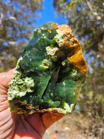 Rough Chrome Chalcedony CCR172