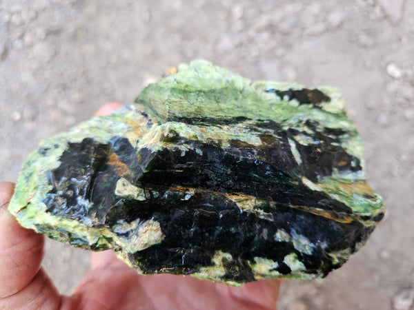 Rough Chrome Chalcedony CCR173