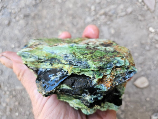 Rough Chrome Chalcedony CCR173