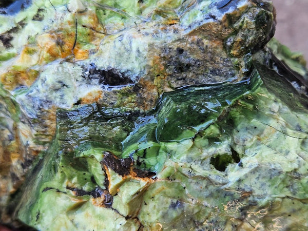 Rough Chrome Chalcedony CCR173