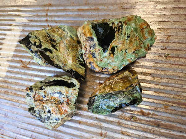 Rough Chrome Chalcedony CCR175