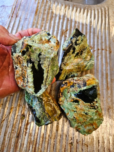 Rough Chrome Chalcedony CCR175