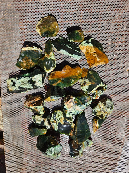 Rough Chrome Chalcedony CCR177