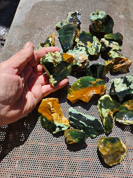 Rough Chrome Chalcedony CCR177