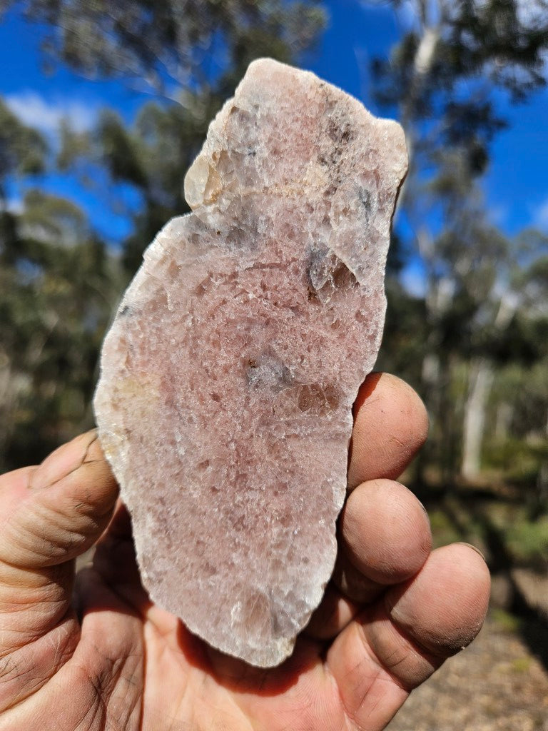 Polished Kunzite slab KU122