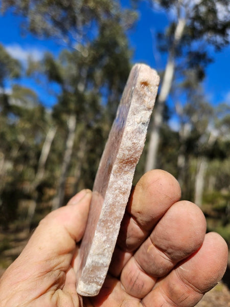 Polished Kunzite slab KU122